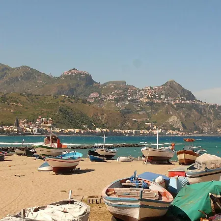 Casa Nunziata Giardini-Naxos